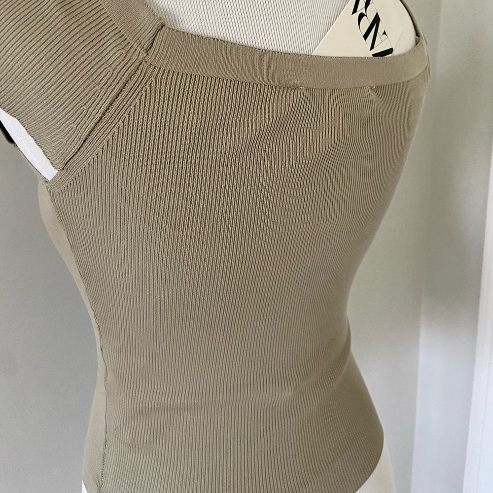 Zara Ribbed Top - Picture 2 of 7